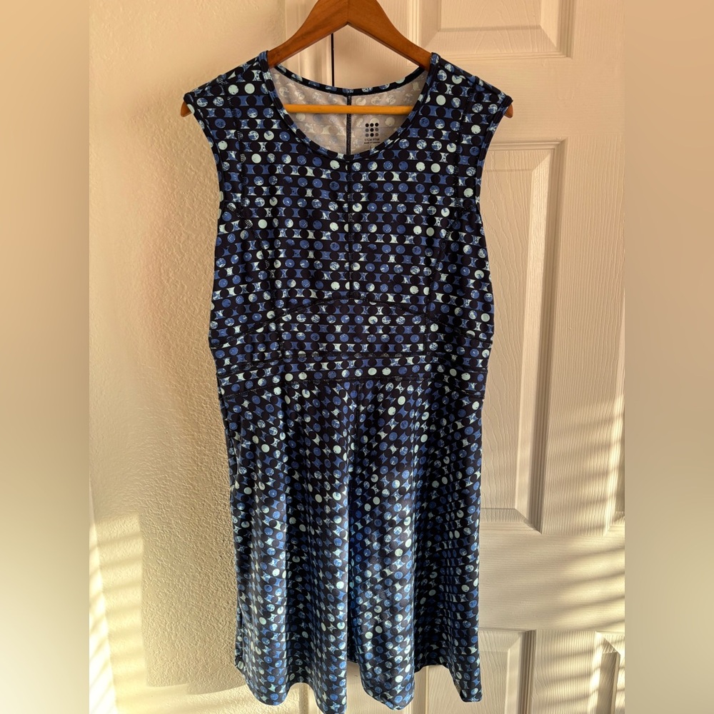 Title Nine Sleeveless Athletic Dress Hidden Pocket Summer Sporty Size L